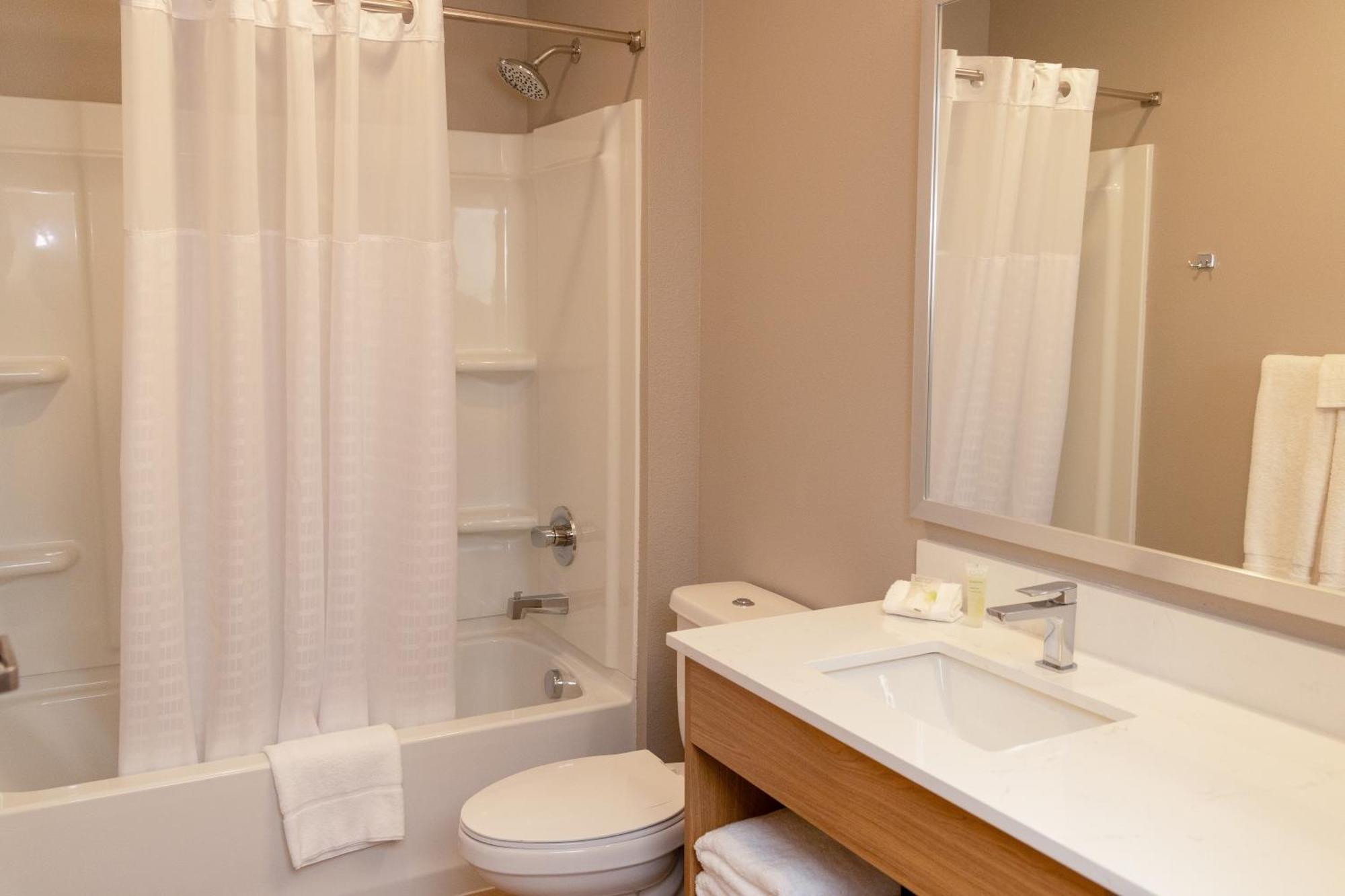 Livaway Suites Tri-Cities-Ричленд Экстерьер фото